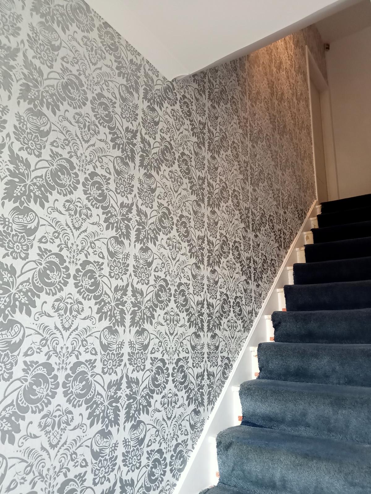 wallpaper hanging Walthamstow, E17